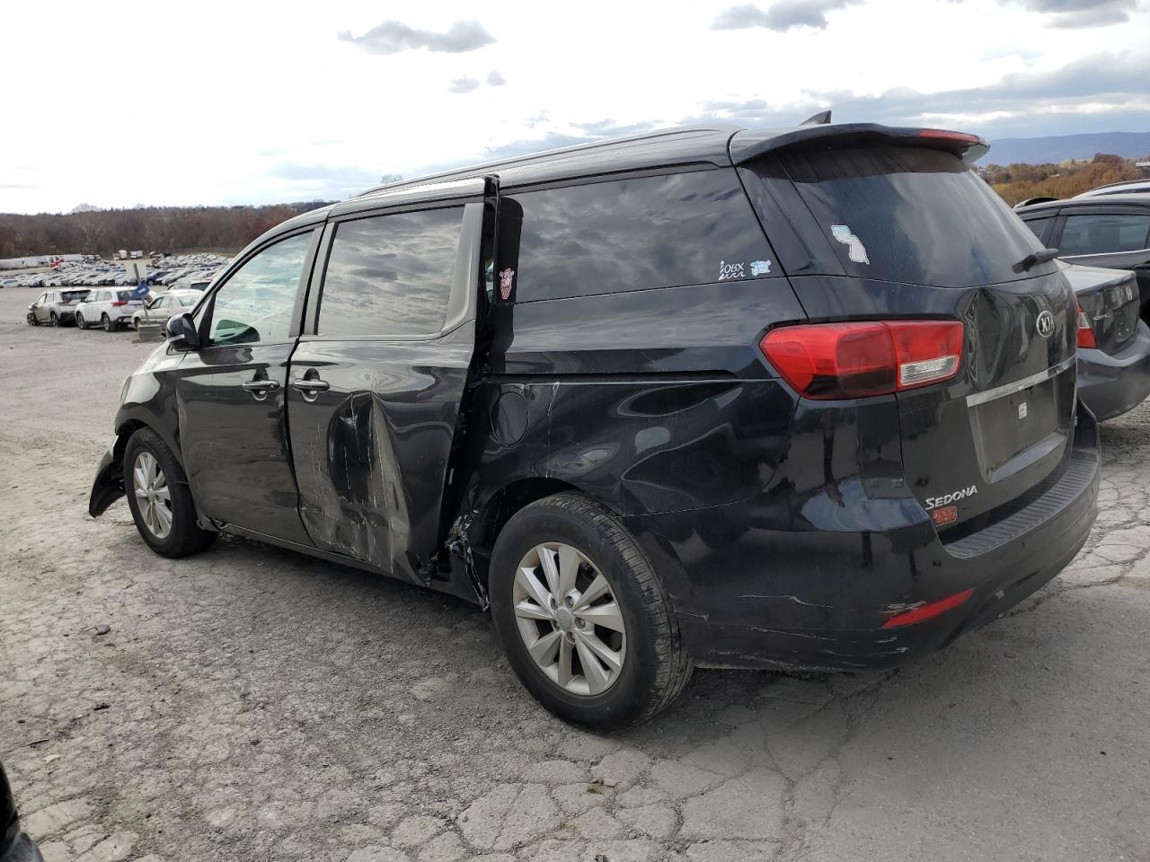 2017 KIA Sedona VIN KNDMB5C11H6265998 Copart auction photo, front end / side damage thumbnail 2