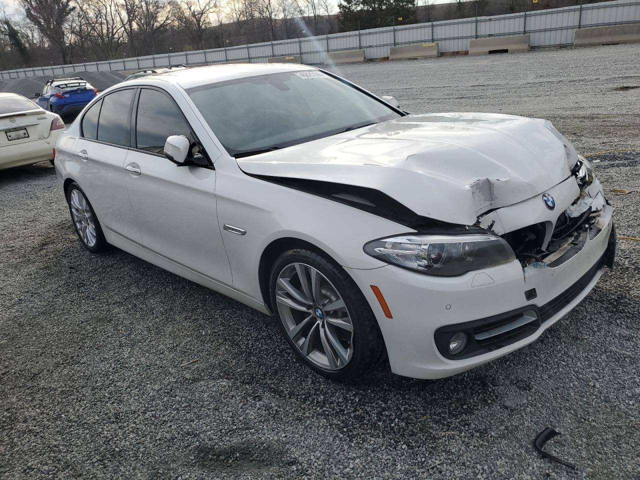 2016 BMW 5er VIN WBA5A5C54GG354481 Copart auction photo, front end damage thumbnail 4