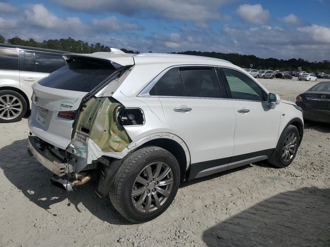 2019 Cadillac XT4 VIN 1GYFZCR45KF145794 Copart auction photo, rear end damage thumbnail 3