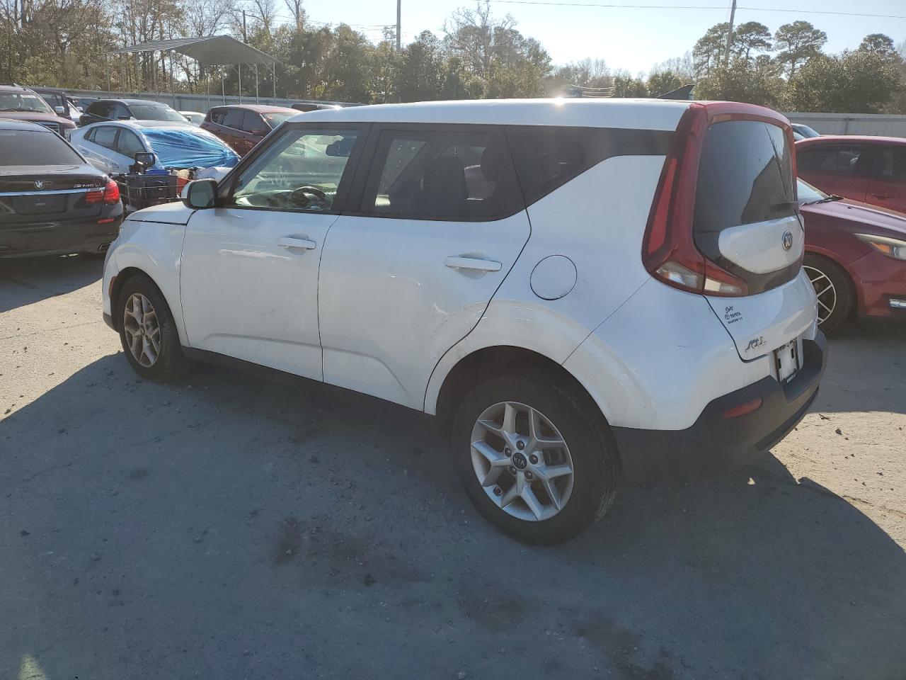 2021 KIA Soul VIN KNDJ23AU2M7129808 Copart auction photo, front end / side damage thumbnail 2