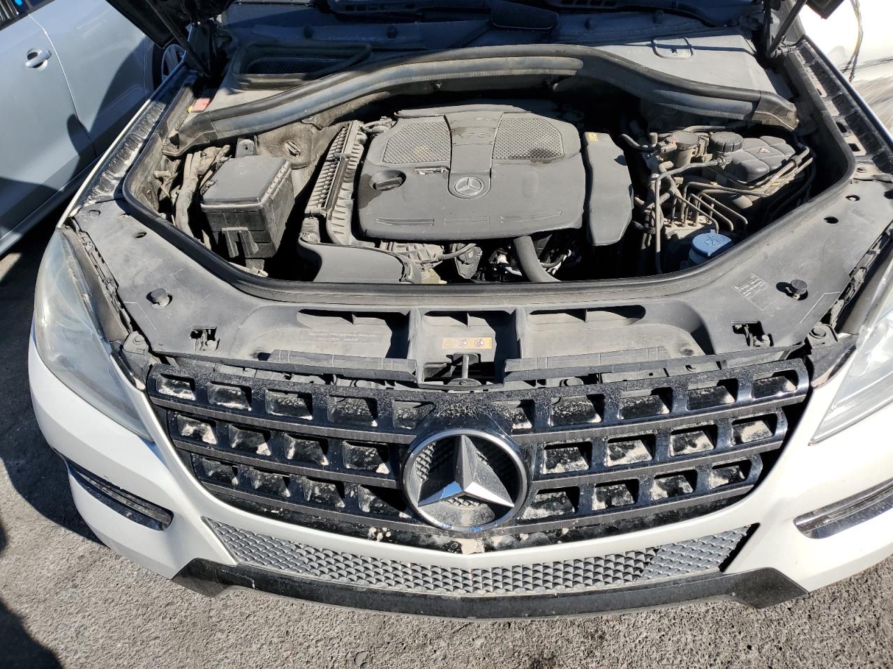 2015 Mercedes-Benz M-klasse VIN 4JGDA5JB1FA601587 Copart auction photo, all over damage thumbnail 12