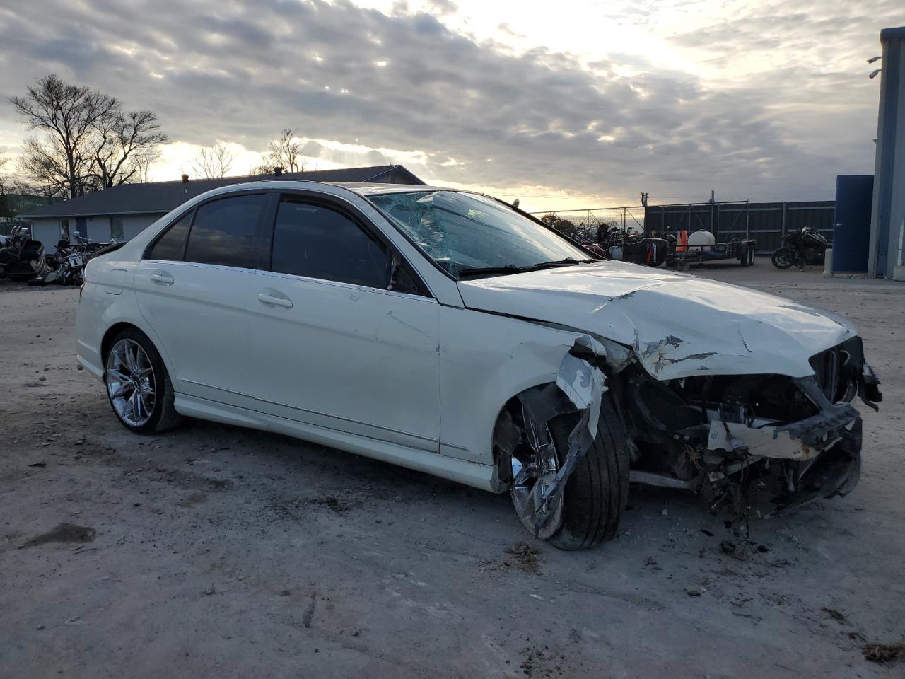 2010 Mercedes-Benz C-klasse VIN WDDGF8BB0AR111239 Copart auction photo, all over damage thumbnail 4
