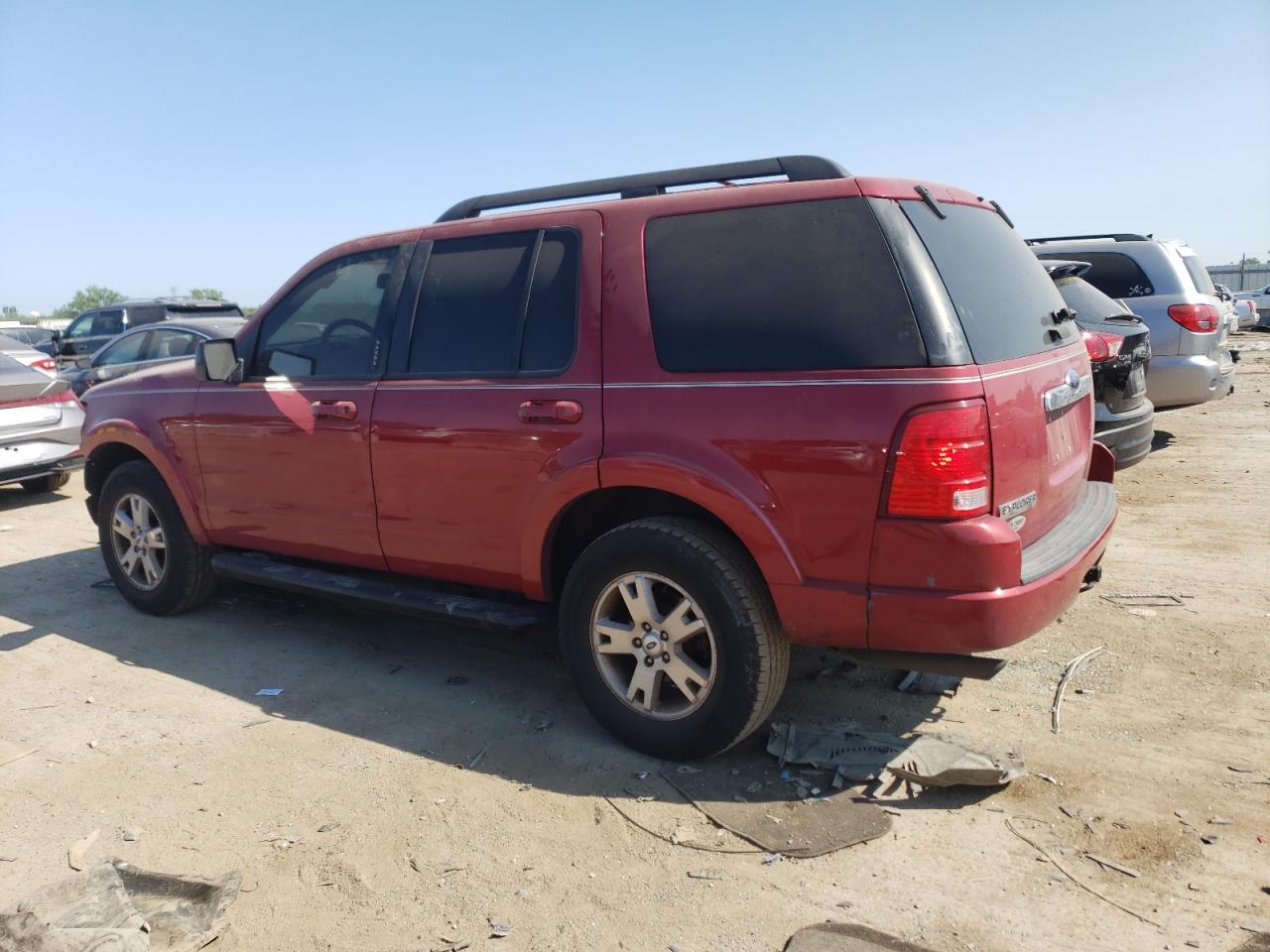 2010 Ford Explorer VIN 1FMEU6DE3AUA01636 Copart auction photo, front end damage thumbnail 2