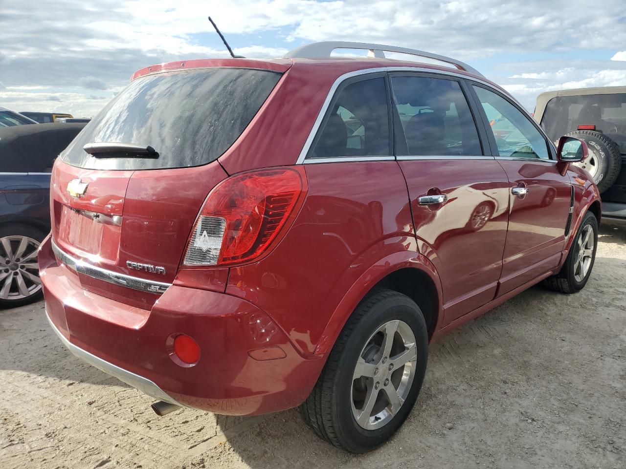 2014 Chevrolet Captiva VIN 3GNAL3EK1ES512218 Copart auction photo, water/flood damage thumbnail 3
