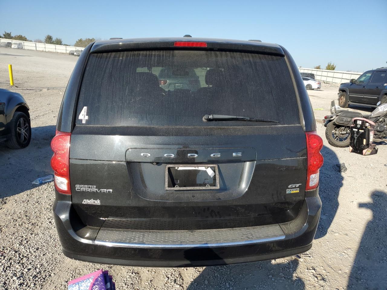 2019 Dodge Caravan VIN 2C4RDGEG8KR564241 Copart auction photo, front end damage thumbnail 6