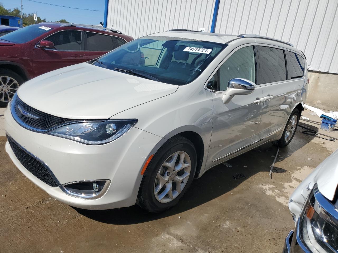 2020 Chrysler Pacifica VIN 2C4RC1GG0LR156346
