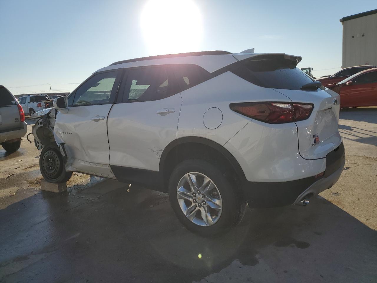 2020 Chevrolet Blazer VIN 3GNKBDRS9LS537937 Copart auction photo, front end / side damage thumbnail 2