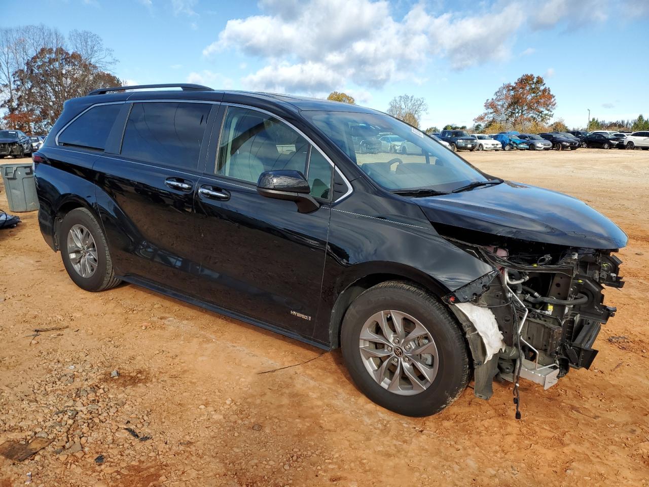 2021 Toyota Sienna VIN 5TDYRKEC5MS058003 Copart auction photo, front end / rear end damage thumbnail 4