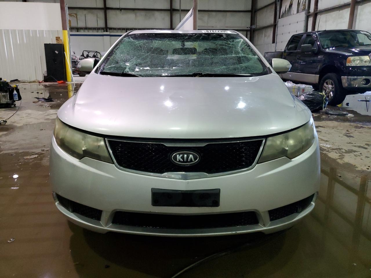 2010 KIA Forte VIN KNAFU4A21A5051210 Copart auction photo, top/roof / front end damage thumbnail 5