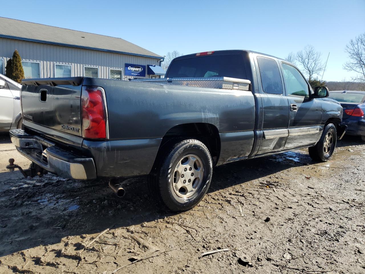 2004 Chevrolet Silverado VIN 2GCEC19V341117096 Copart auction photo, front end damage thumbnail 3