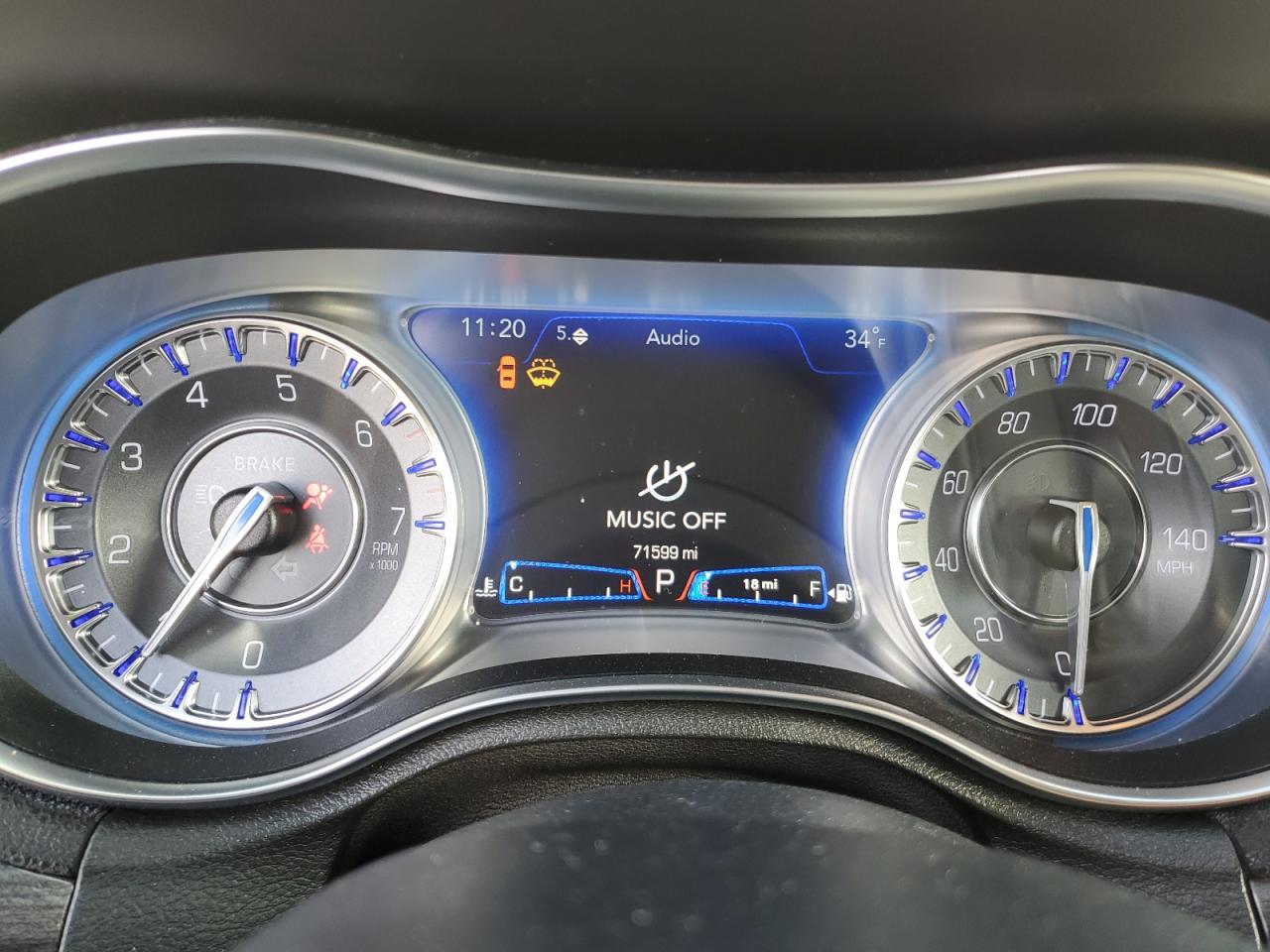 2019 Chrysler 300 VIN 2C3CCAAG4KH590616 Copart auction photo, front end damage thumbnail 9