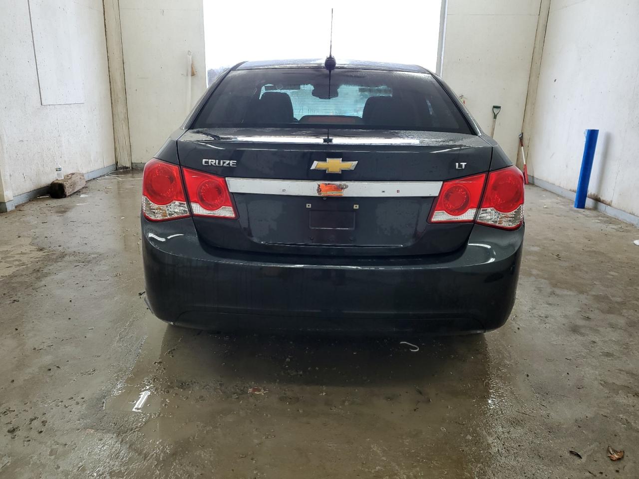 2016 Chevrolet Cruze VIN 1G1PE5SB0G7193448 Copart auction photo, front end / minor dent/scratches damage thumbnail 6