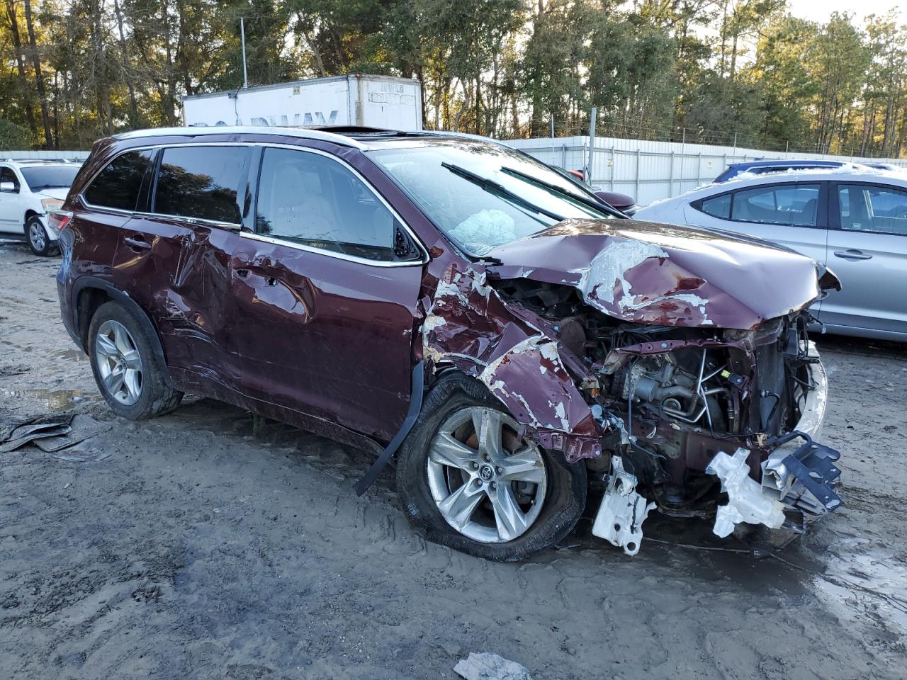 2016 Toyota Highlander VIN 5TDYKRFH5GS167962 Copart auction photo, all over damage thumbnail 4
