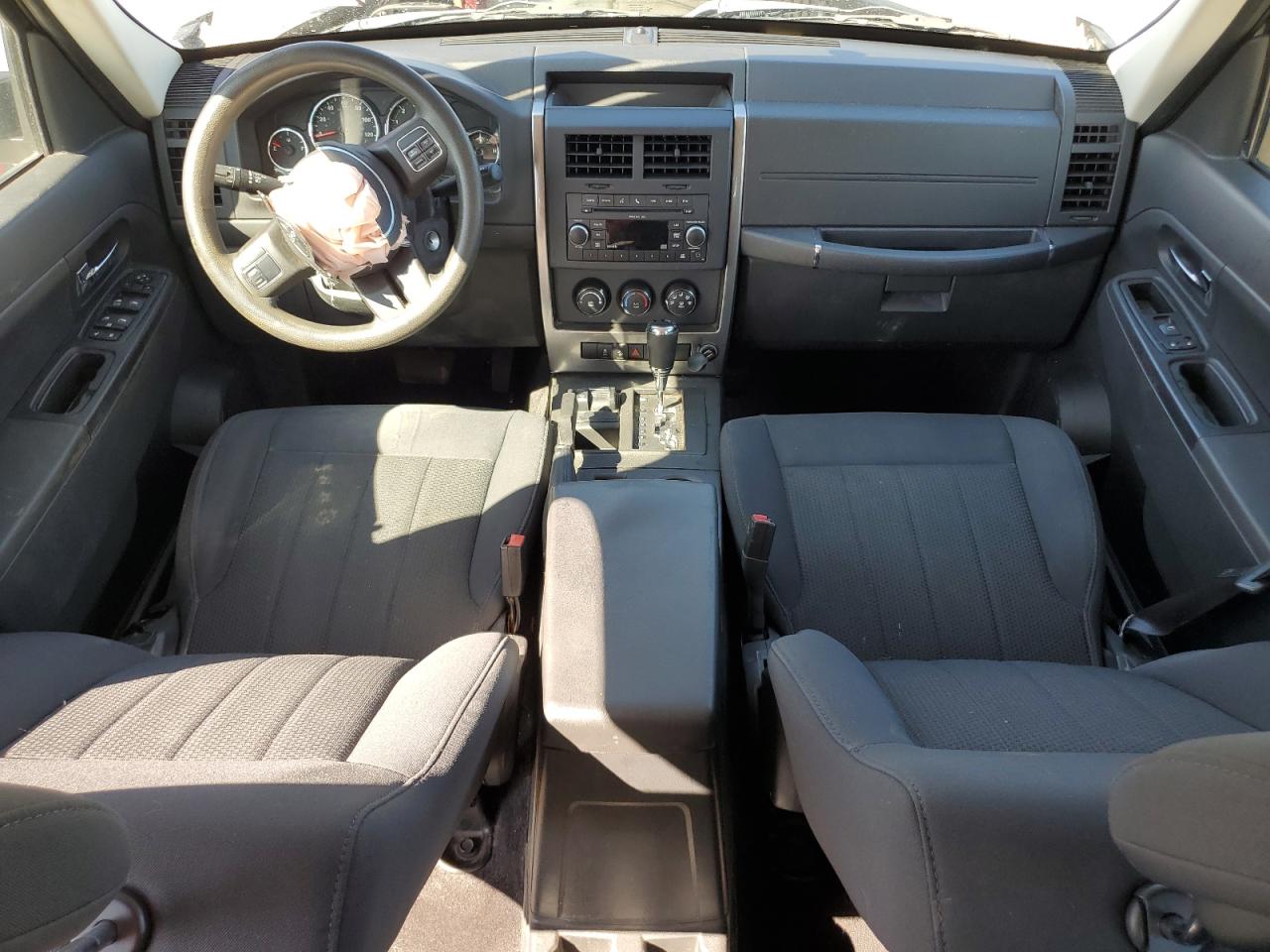 2011 Jeep Liberty (North America) VIN 1J4PN2GK7BW574222 Copart auction photo, front end damage thumbnail 8