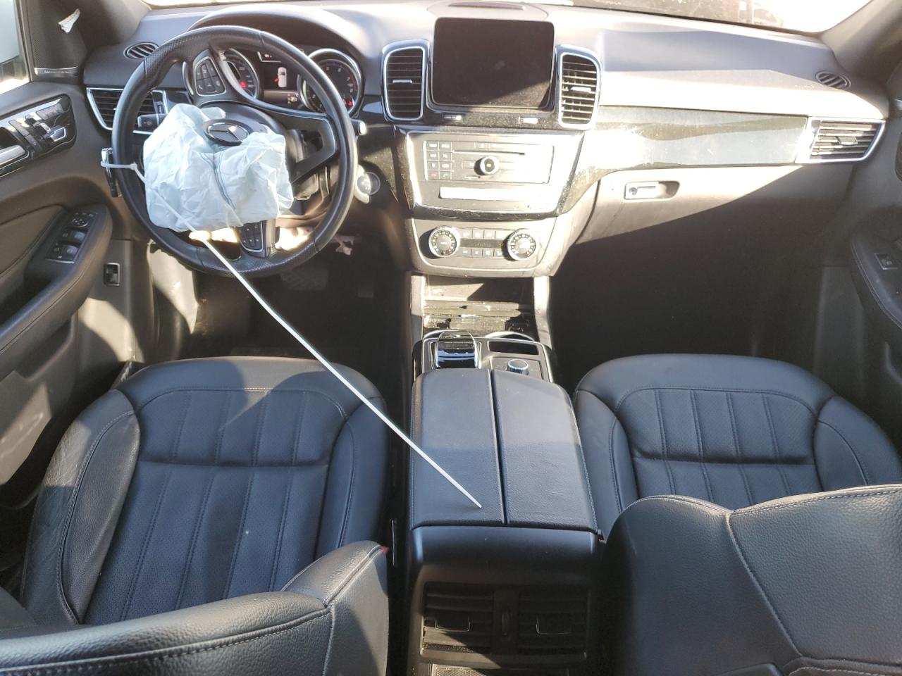 2018 Mercedes-Benz GLE VIN 4JGDA5JB2JB201640 Copart auction photo, front end damage thumbnail 8