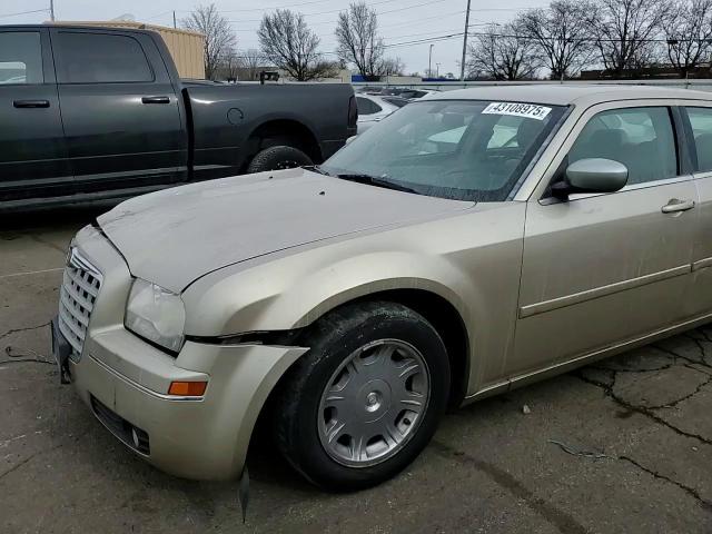 2006 Chrysler 300 VIN 2C3KA53G36H463111 Copart auction photo, front end / rear end damage thumbnail 11