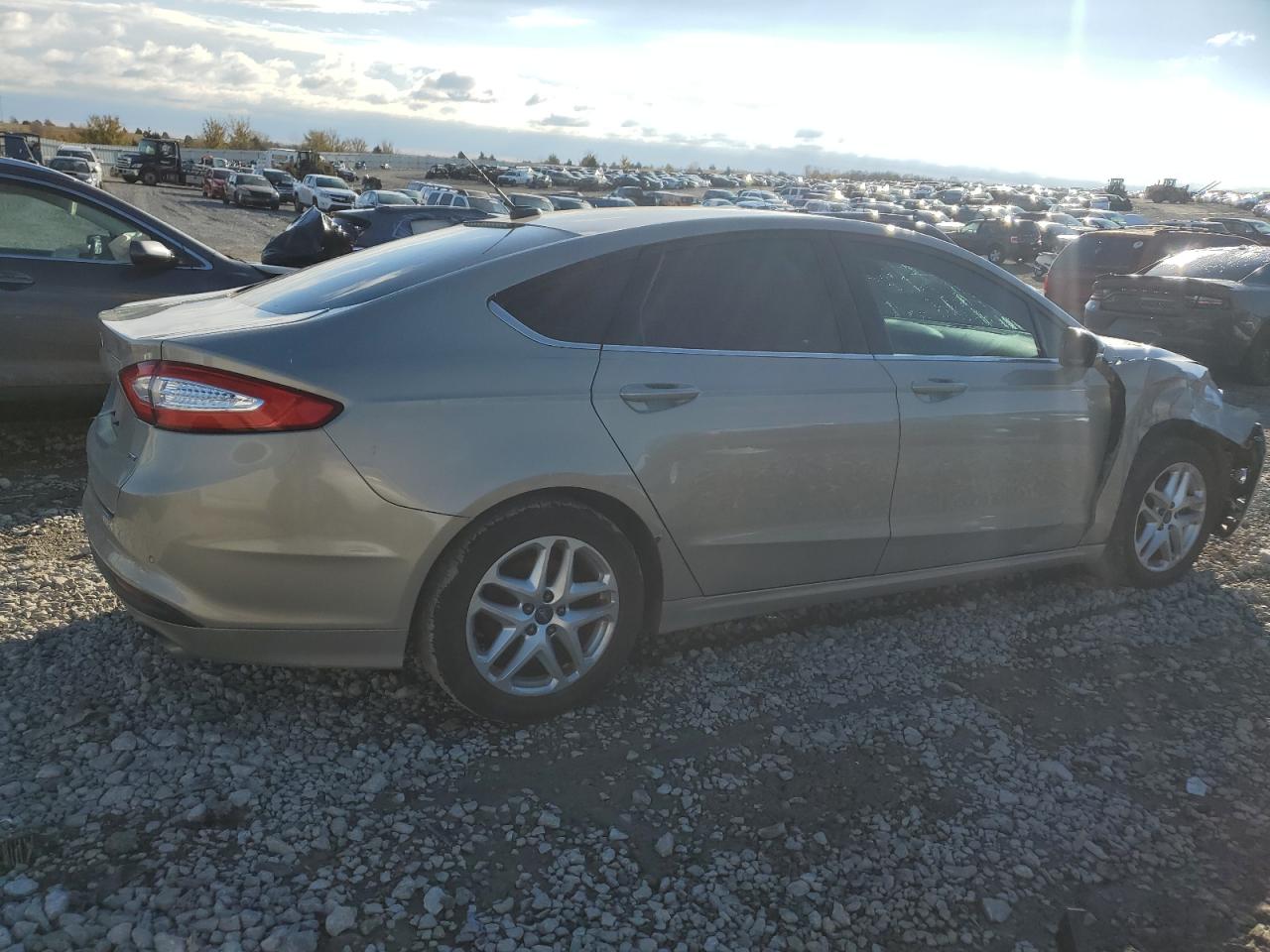 2015 Ford Fusion VIN 3FA6P0H77FR260725 Copart auction photo, front end / minor dent/scratches damage thumbnail 3