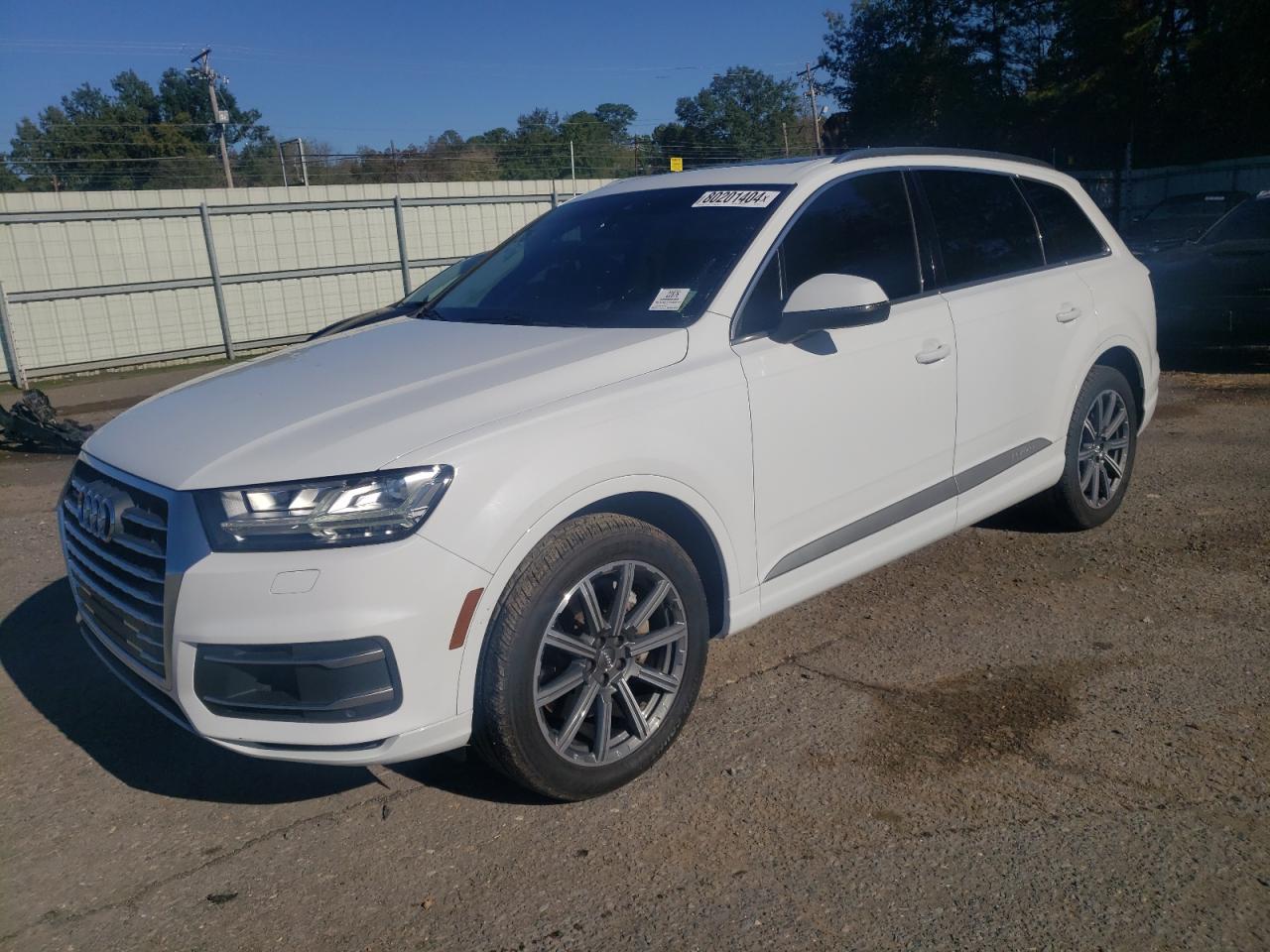 2017 Audi Q7 VIN WA1VAAF71HD035772