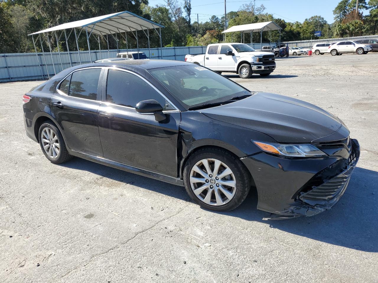 2020 Toyota Camry VIN 4T1L11AK6LU999376 Copart auction photo, front end / side damage thumbnail 4