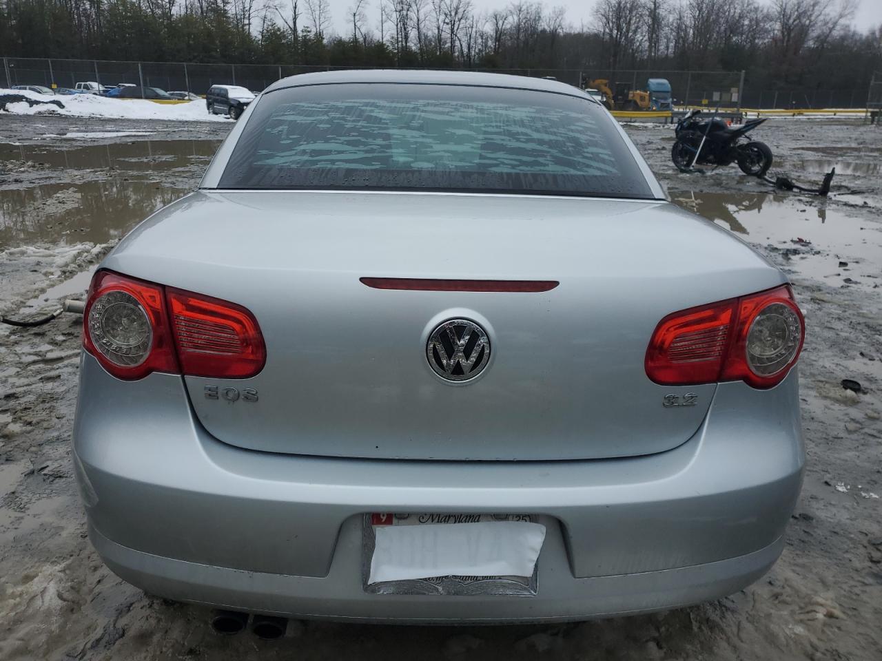 2007 Volkswagen Eos VIN WVWFB71FX7V037070 Copart auction photo, front end damage thumbnail 6