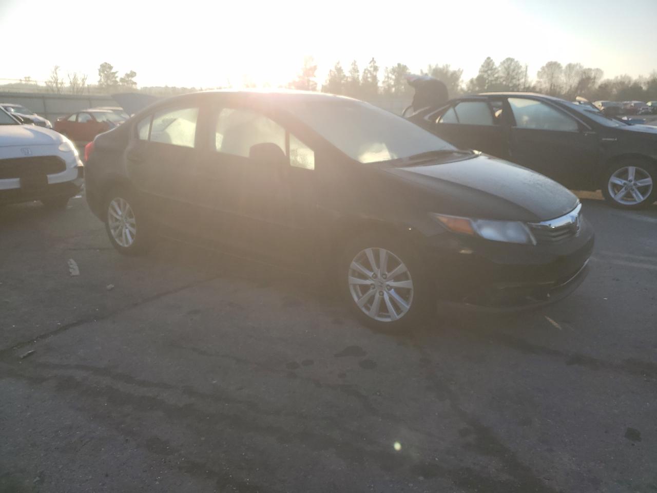 2012 Honda Civic VIN 19XFB2F89CE343303 Copart auction photo, side / front end damage thumbnail 4