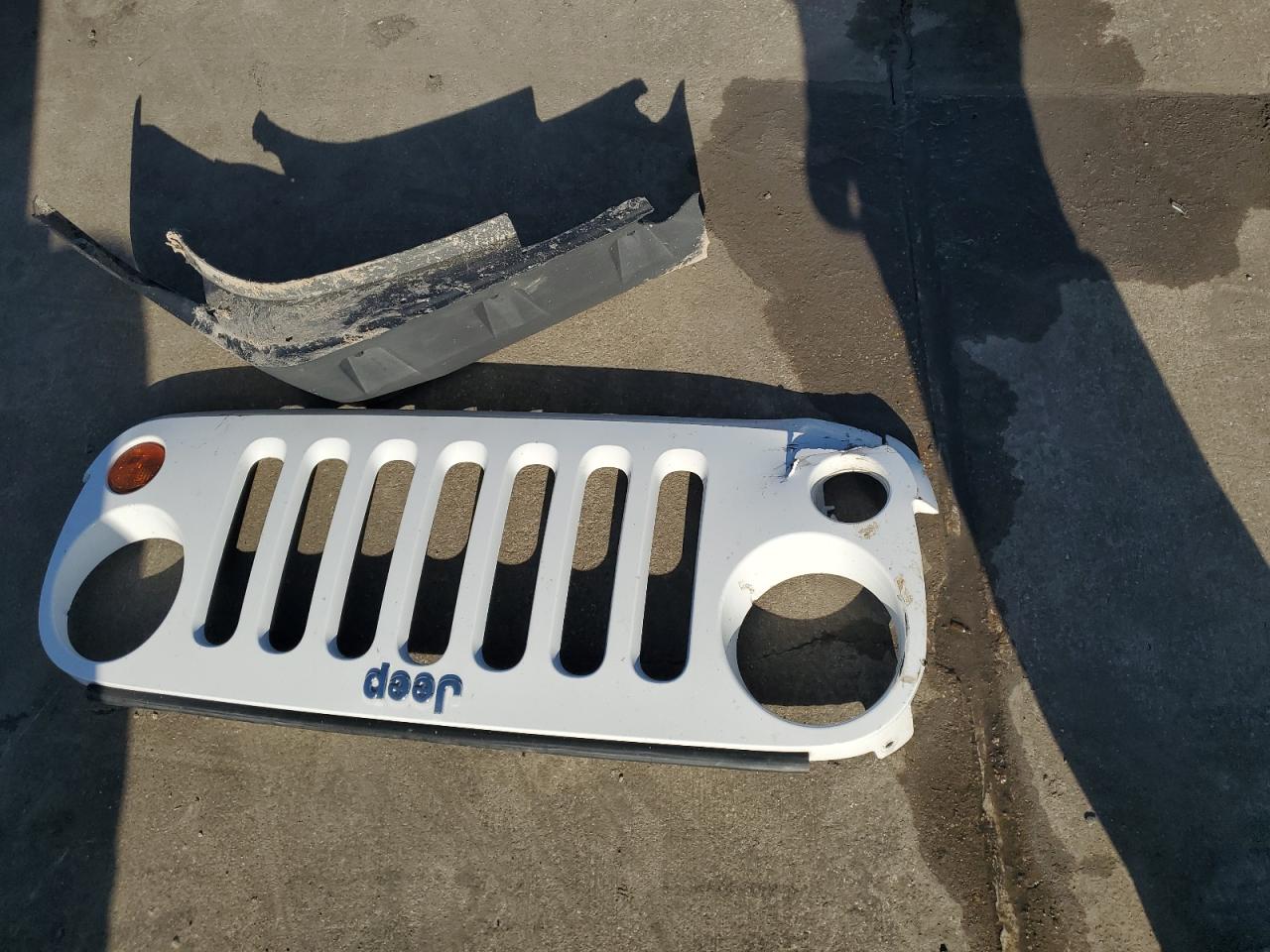 2012 Jeep Wrangler VIN 1C4BJWDG5CL283725 Copart auction photo, front end / hail damage thumbnail 15