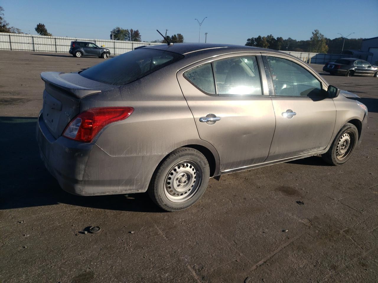 2017 Nissan Versa VIN 3N1CN7AP1HK420764 Copart auction photo, front end damage thumbnail 3