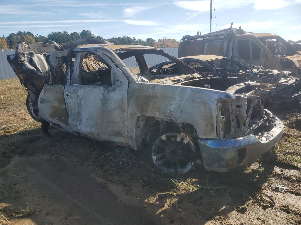 2016 Chevrolet Silverado VIN 3GCPCREC1GG246008 Copart auction photo, burn / rear end damage thumbnail 4