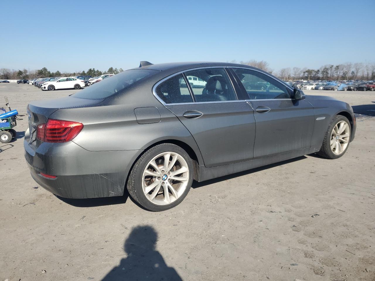 2014 BMW 5er VIN WBA5A7C52ED615469 Copart auction photo, front end / minor dent/scratches damage thumbnail 3