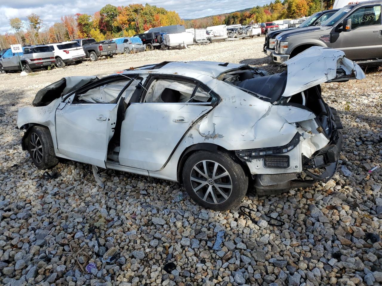 2017 Volkswagen Jetta VIN 3VWDB7AJ4HM330029 Copart auction photo, rollover damage thumbnail 2
