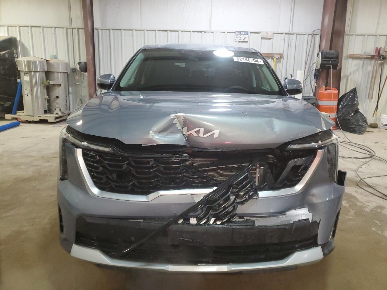 2024 KIA Sorento VIN 5XYRG4JC6RG300538 Copart auction photo, front end / minor dent/scratches damage thumbnail 5