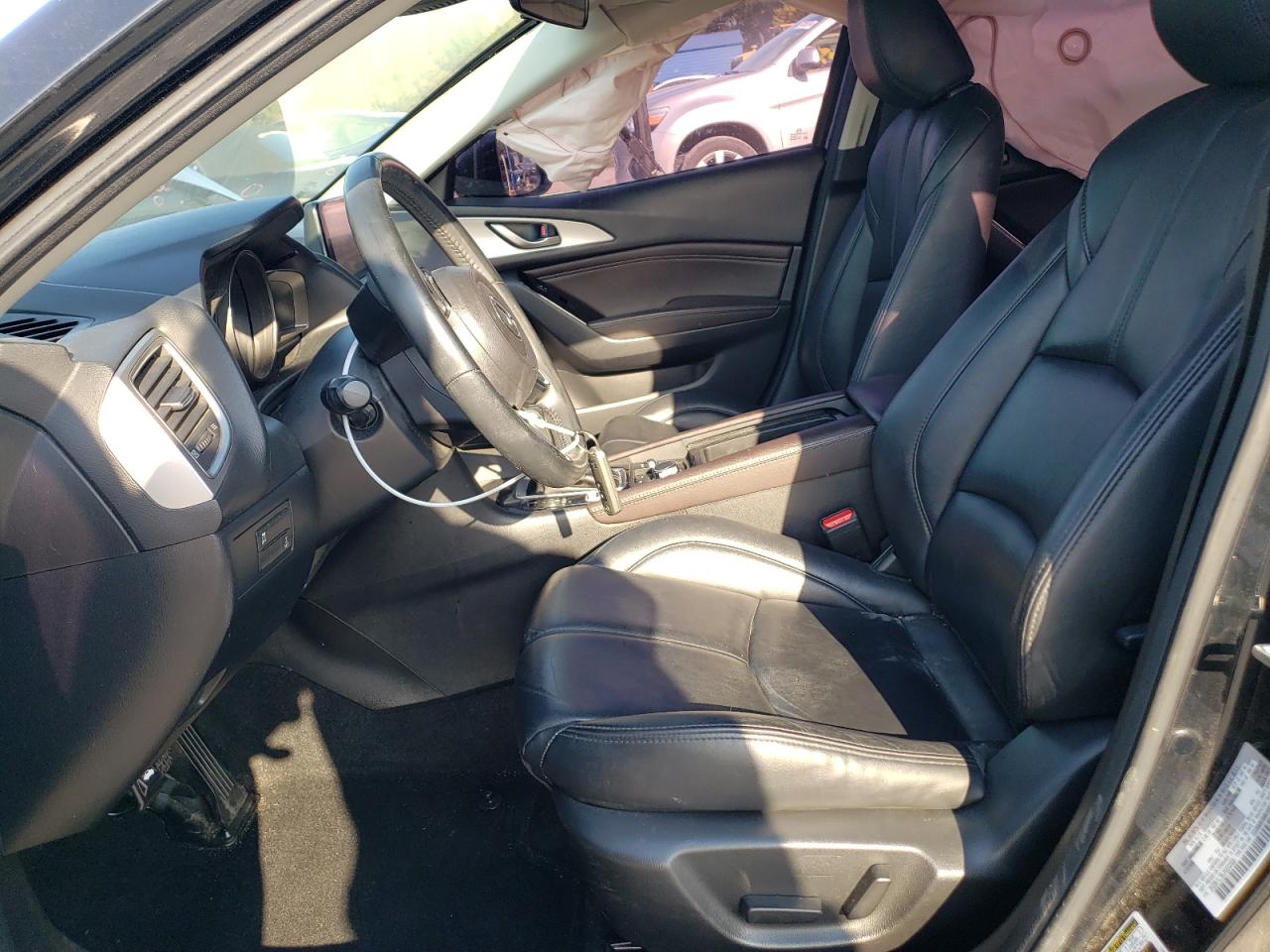 2018 Mazda 3 VIN 3MZBN1L38JM200898 Copart auction photo, side / rear end damage thumbnail 7