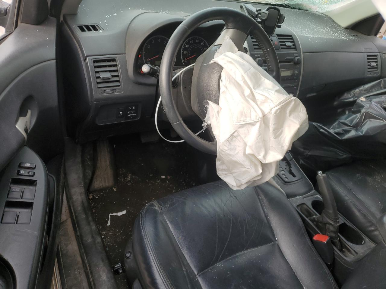 2009 Toyota Corolla VIN 2T1BU40E09C117001 Copart auction photo, front end / side damage thumbnail 8