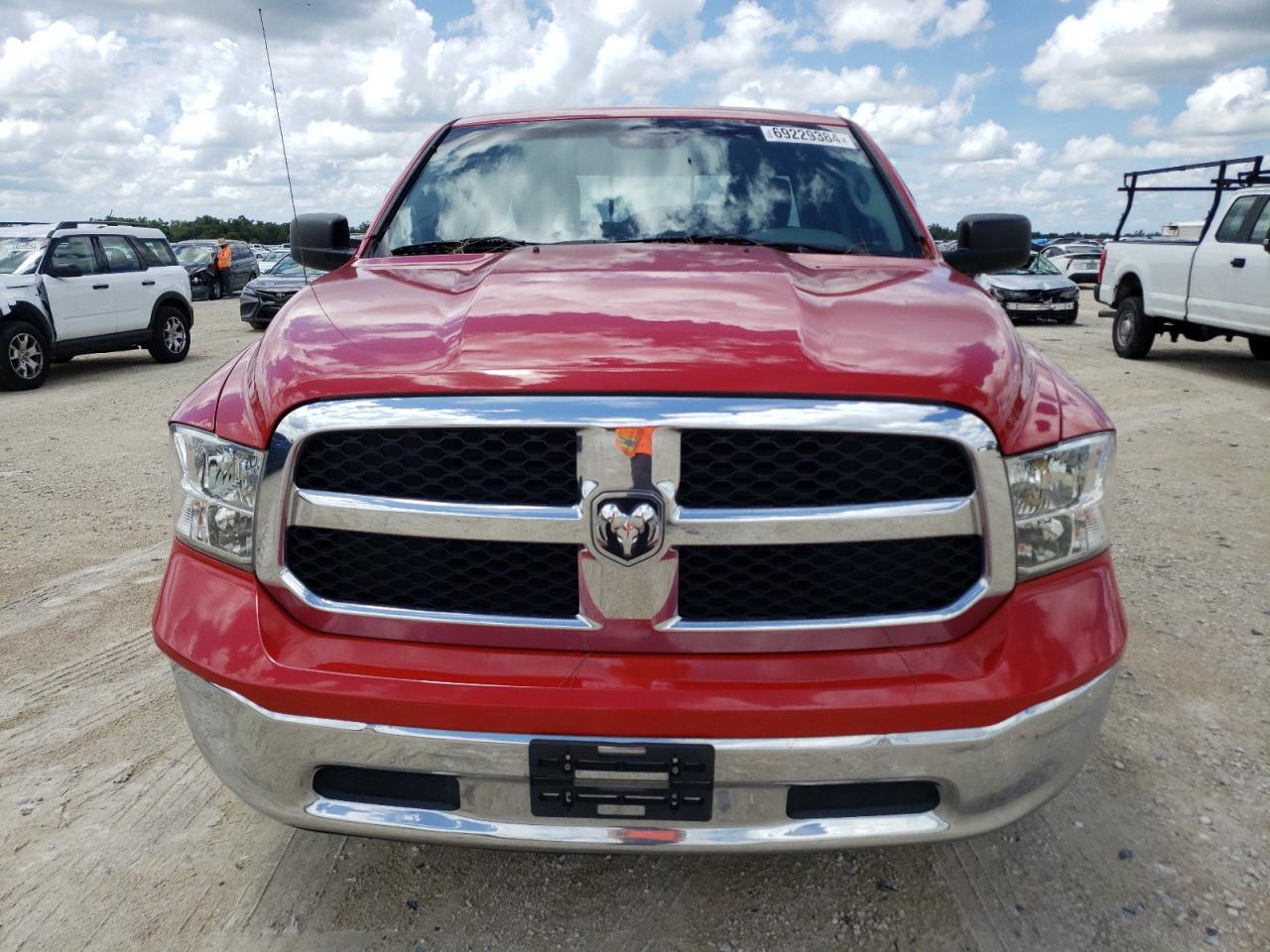 2017 RAM 1500 VIN 1C6RR6GG2HS682647 Copart auction photo, minor dent/scratches damage thumbnail 5