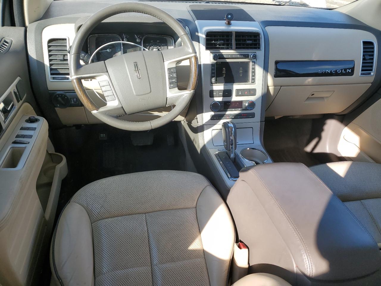 2009 Lincoln MKX VIN 2LMDU88C19BJ03412 Copart auction photo, front end damage thumbnail 8
