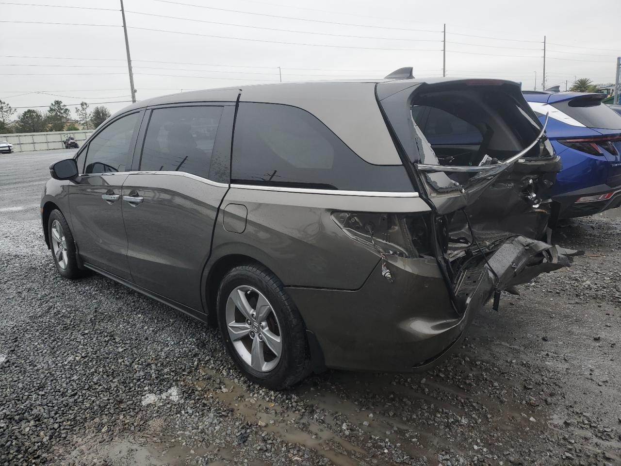 2019 Honda Odyssey VIN 5FNRL6H74KB099395 Copart auction photo, front end / rear end damage thumbnail 2