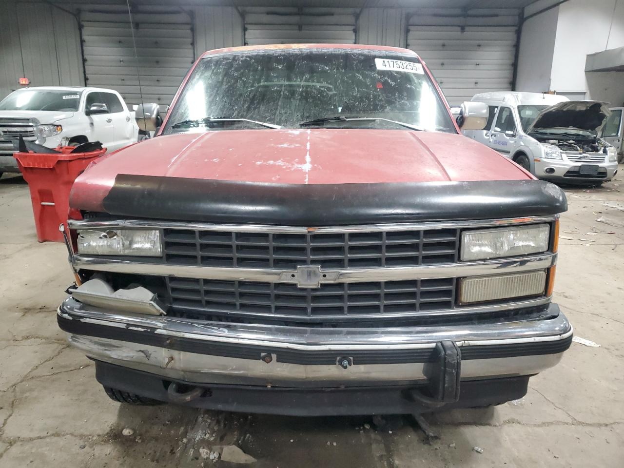 1993 Chevrolet GMT-400 VIN 2GCEK19K7P1234810 Copart auction photo, front end damage thumbnail 5