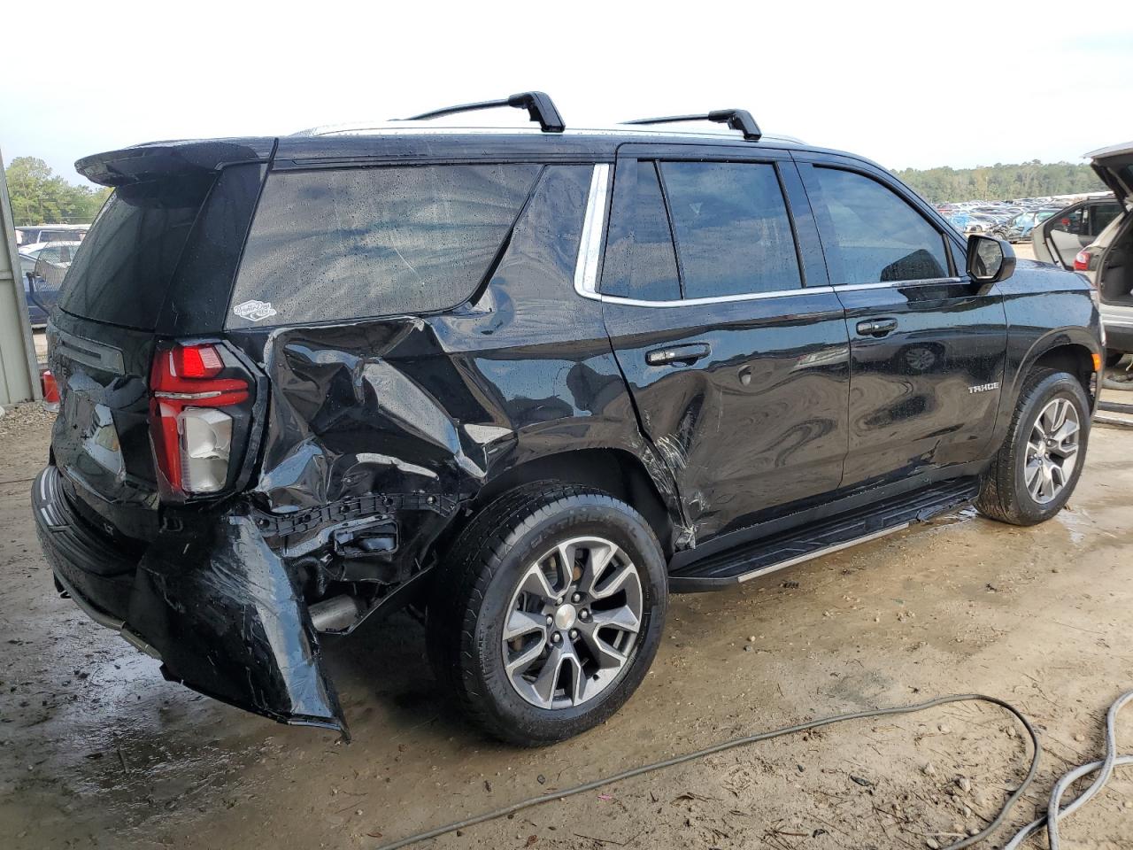 2022 Chevrolet Tahoe VIN 1GNSKNKD6NR361260 Copart auction photo, side damage thumbnail 3