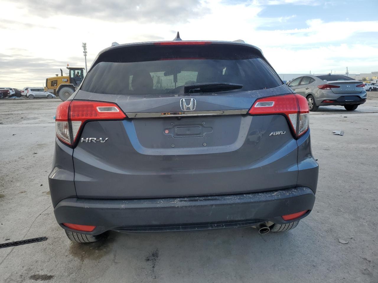 2021 Honda HR-V VIN 3CZRU6H55MM755754 Copart auction photo, front end damage thumbnail 6