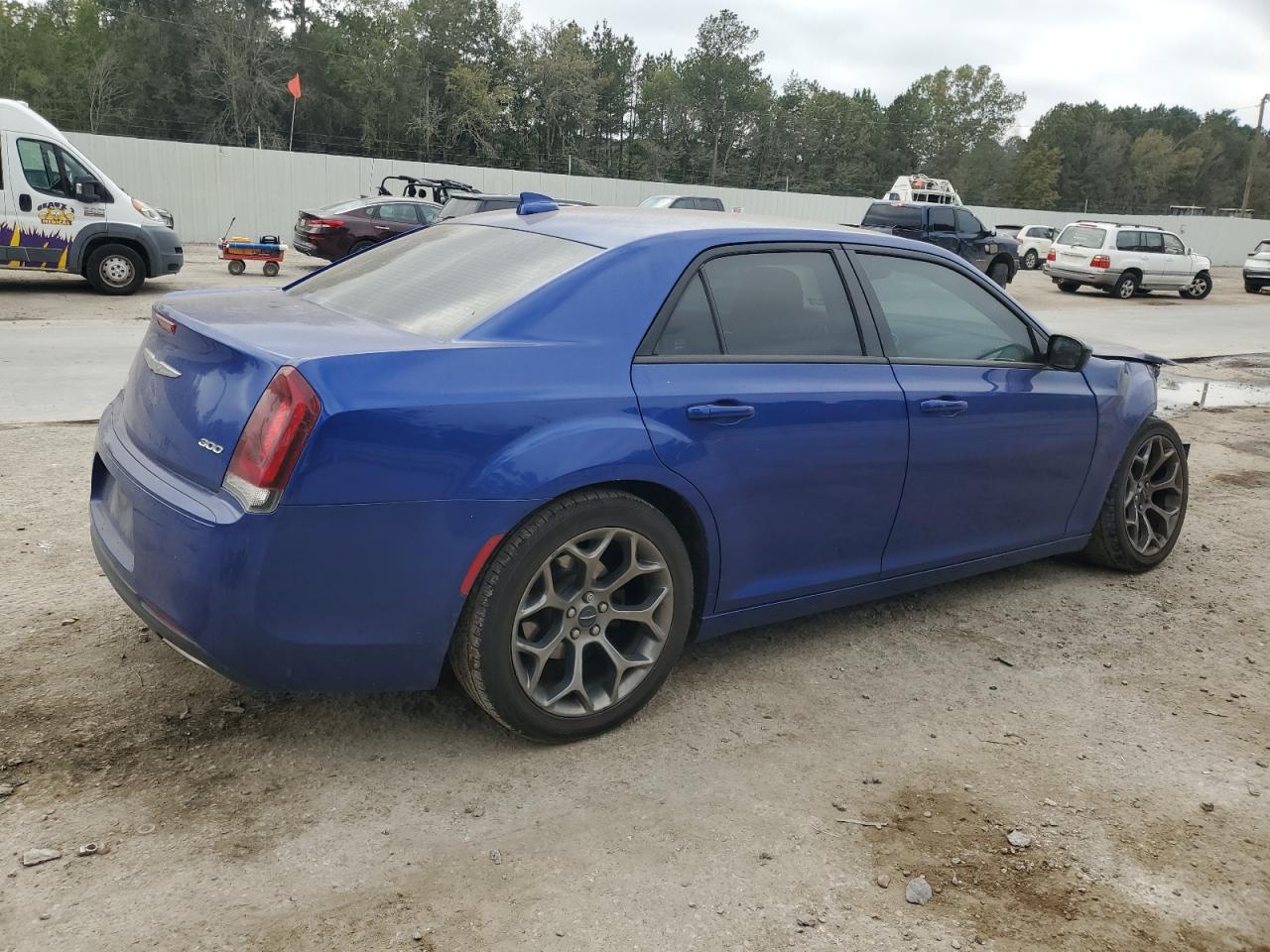 2018 Chrysler 300 VIN 2C3CCAAG4JH275538 Copart auction photo, side / front end damage thumbnail 3