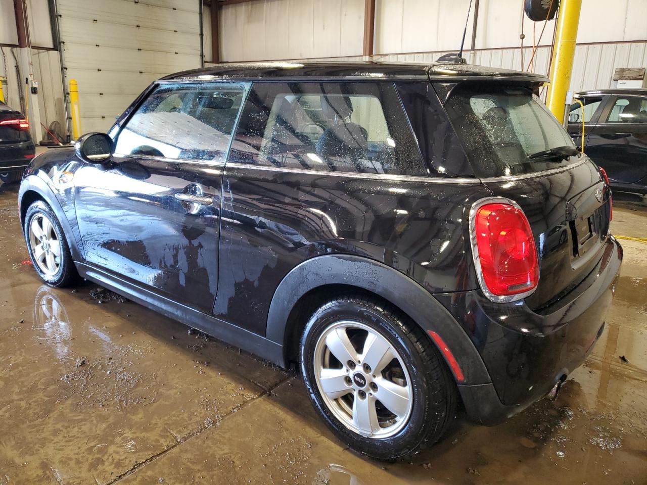 2017 MINI Cooper VIN WMWXP5C37H3C64601 Copart auction photo, side / rear end damage thumbnail 2