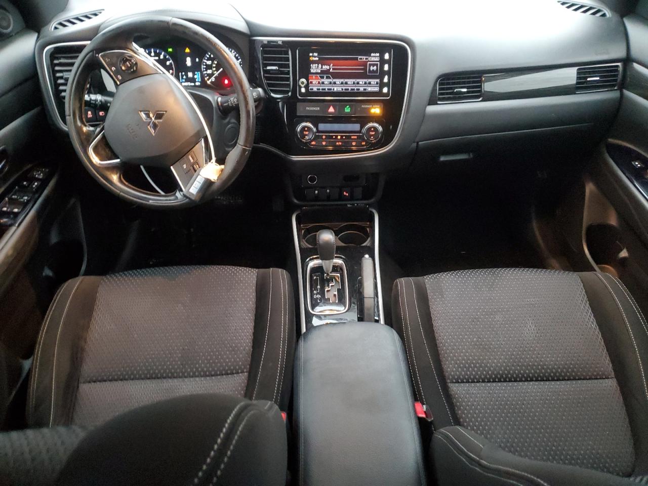 2018 Mitsubishi Outlander VIN JA4AD3A39JZ031032 Copart auction photo, front end damage thumbnail 8