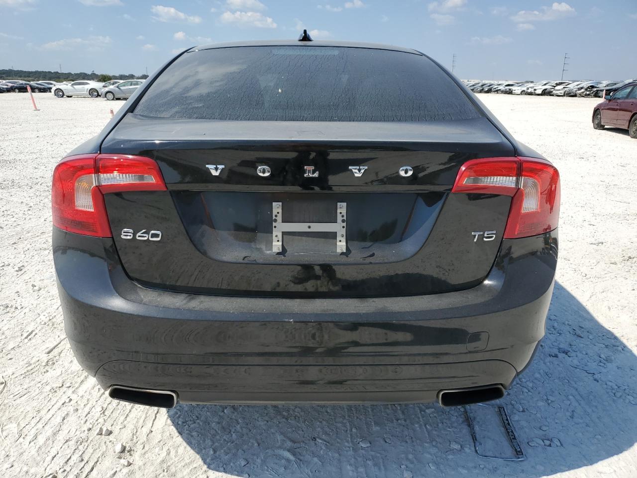 2016 Volvo S60 VIN YV126MFK7G2397447 Copart auction photo, front end / minor dent/scratches damage thumbnail 6