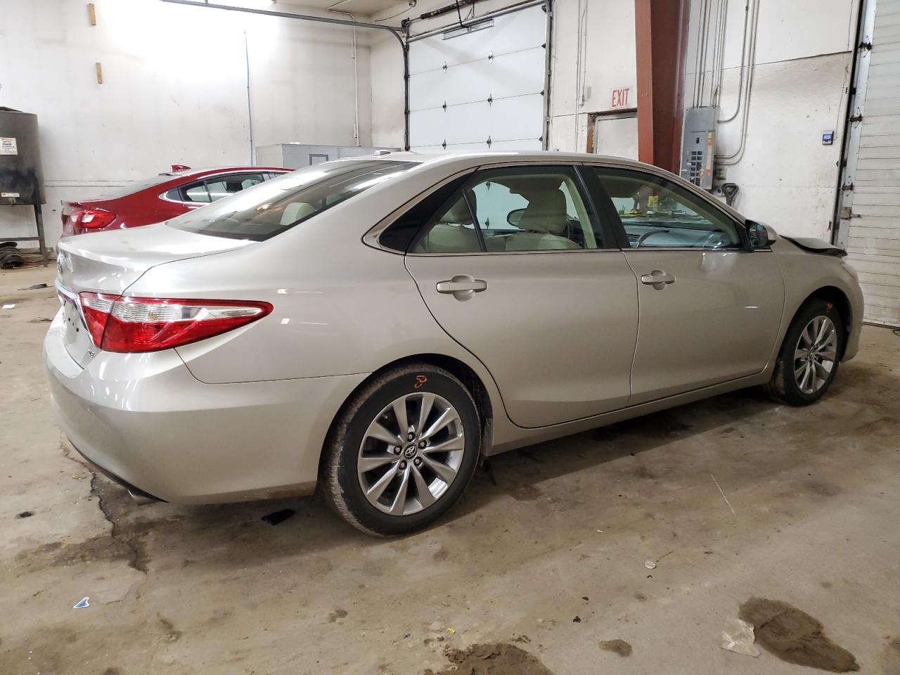 2017 Toyota Camry VIN 4T1BF1FK1HU723653 Copart auction photo, front end damage thumbnail 3