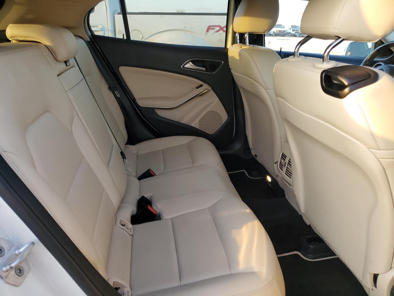 2016 Mercedes-Benz GLA-klasse VIN WDCTG4EB2GJ217977 Copart auction photo, side / undercarriage damage thumbnail 10