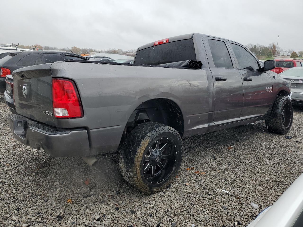 2017 RAM 1500 VIN 1C6RR7FG1HS678404 Copart auction photo, front end / undercarriage damage thumbnail 3
