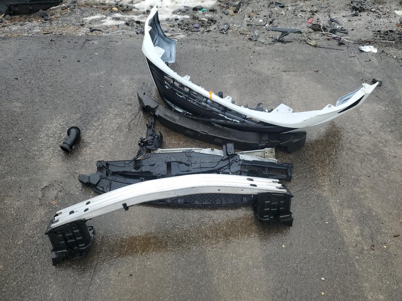 2024 Toyota Corolla VIN 5YFB4MDE7RP096903 Copart auction photo, front end / side damage thumbnail 12