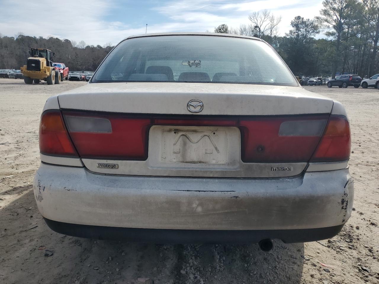 1998 Mazda Protege VIN JM1BC1416W0194406 Copart auction photo, minor dent/scratches damage thumbnail 6