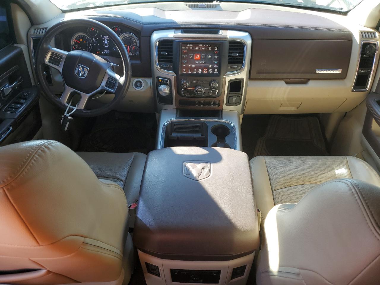 2016 RAM 1500 VIN 1C6RR6NT2GS241678 Copart auction photo, front end / minor dent/scratches damage thumbnail 8