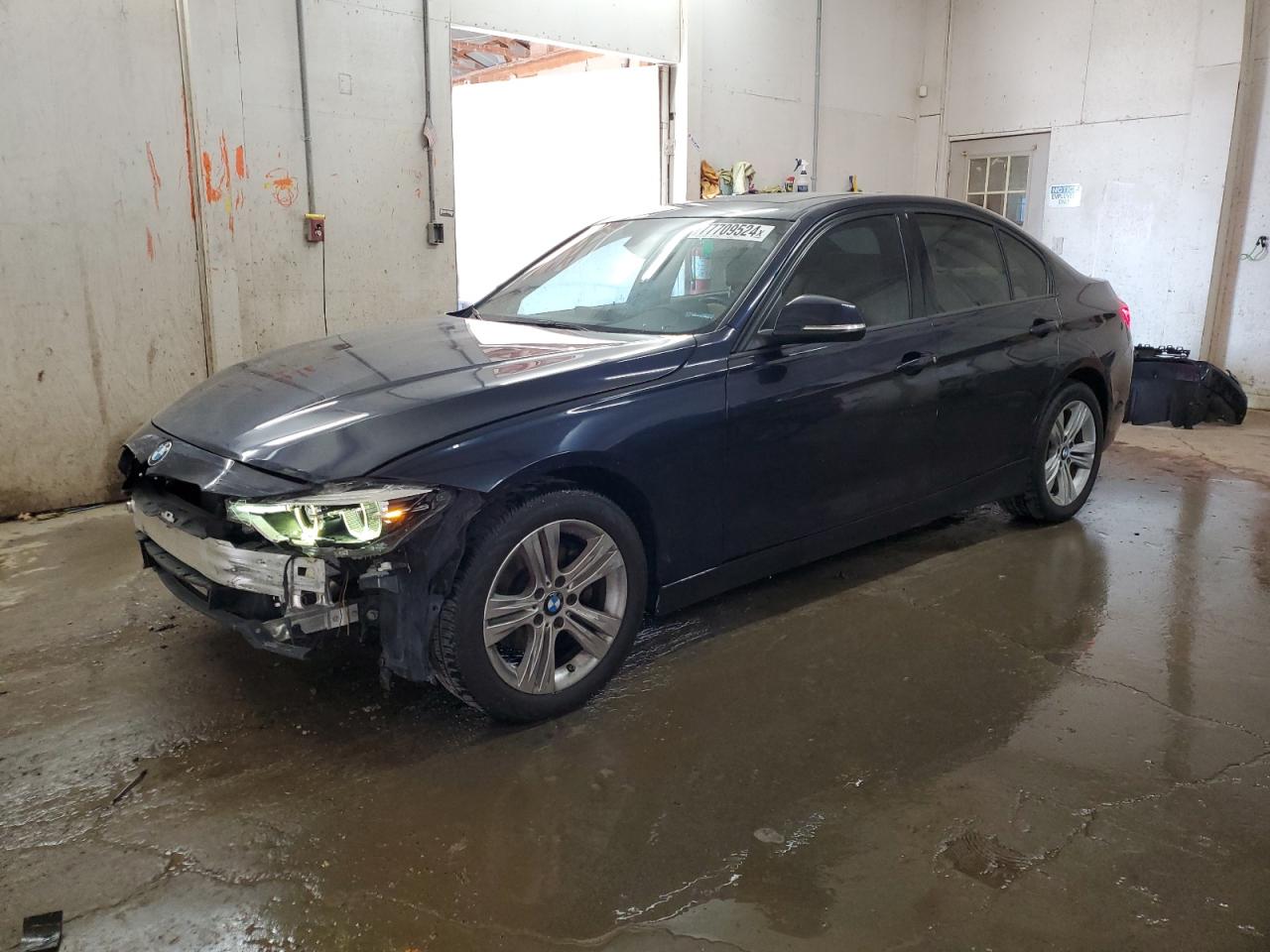 2016 BMW 3er VIN WBA8E3G53GNU05576